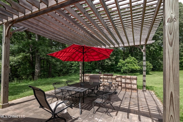 211 Traceway Dr, Natchez, MS 39120 - view of patio with a pergola and outdoor dining space