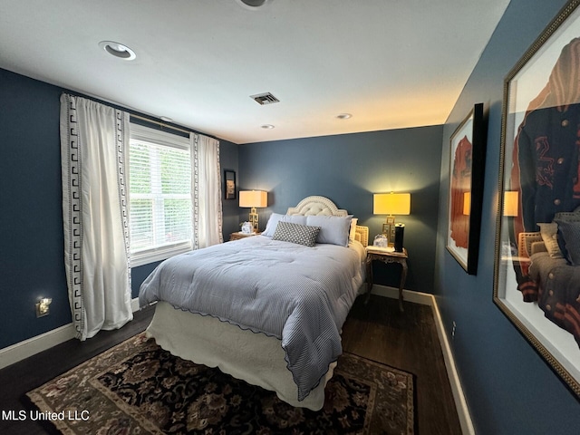 59 Dunbar Rd, Natchez, MS 39120 - bedroom featuring baseboards, wood finished floors, and recessed lighting