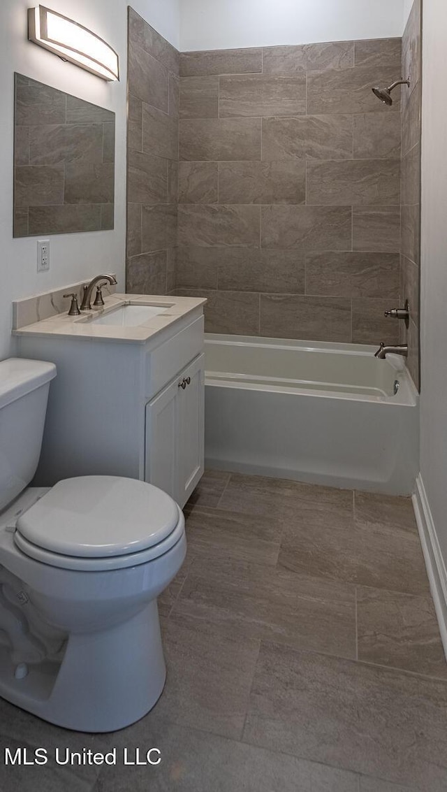 433 Main St, Natchez, MS 39120 - bathroom featuring shower / bath combination and vanity