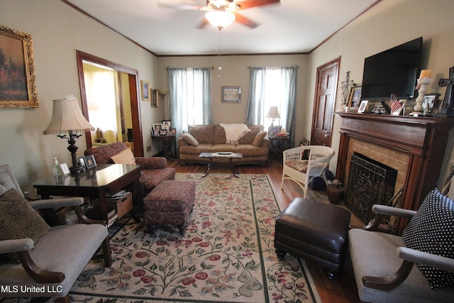 865 Fairfield Ave, Grenada, MS 38901 - living room with ceiling fan, hardwood / wood-style floors, and crown molding