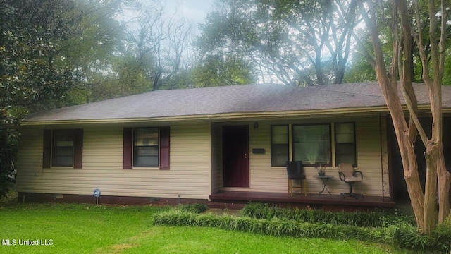 3215 Charleston Dr, Jackson, MS 39212 - ranch-style house featuring a front yard, roof with shingles, covered porch, and crawl space
