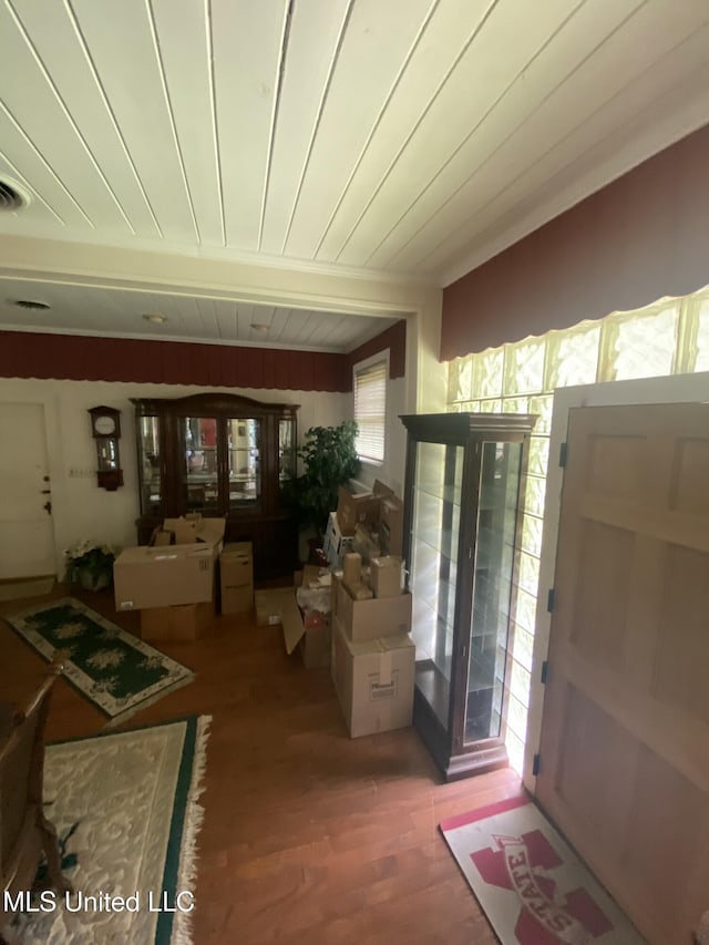 210 Colonial Cir, Jackson, MS 39211 - foyer featuring wood finished floors and wood ceiling
