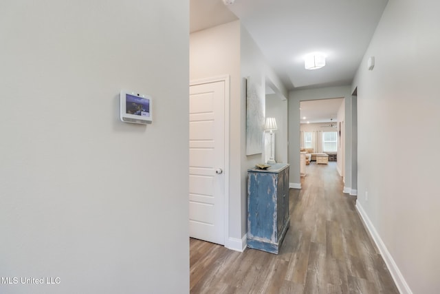 87139 Highpoint Dr, Diamondhead, MS 39525 - hall with wood finished floors