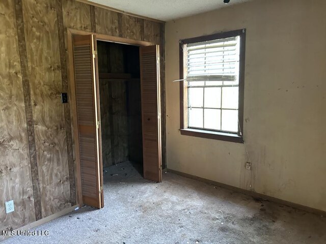 2728 Dogwood Ln, Moss Point, MS 39562 - empty room featuring baseboards