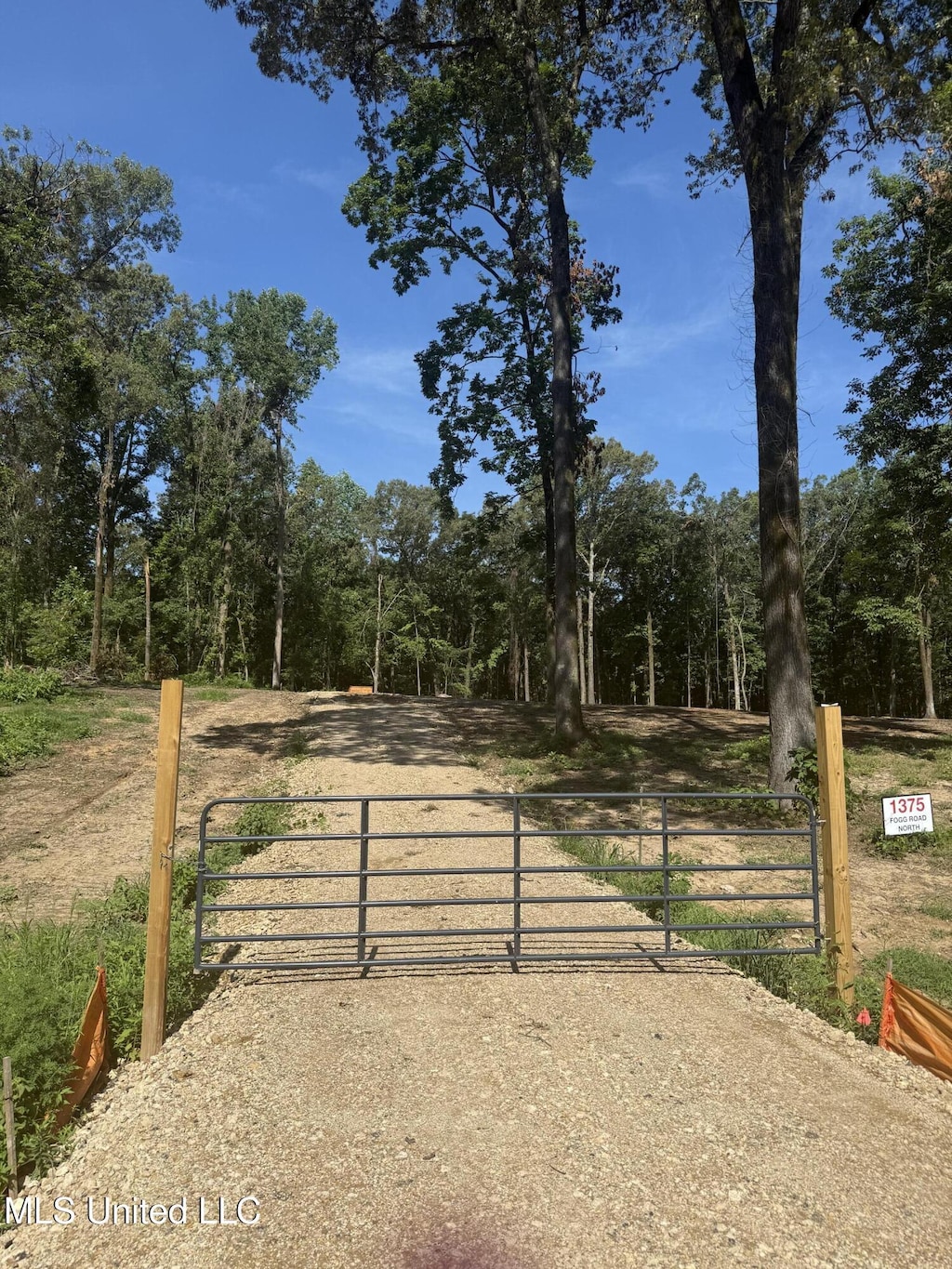 1375 N Fogg Rd, Lake Cormorant, MS 38641