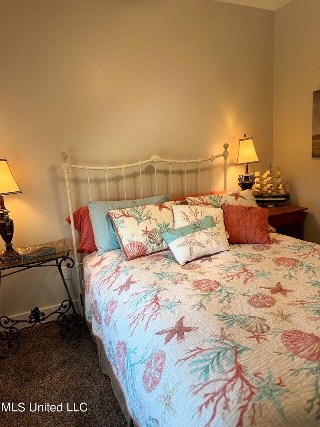 bedroom featuring carpet flooring