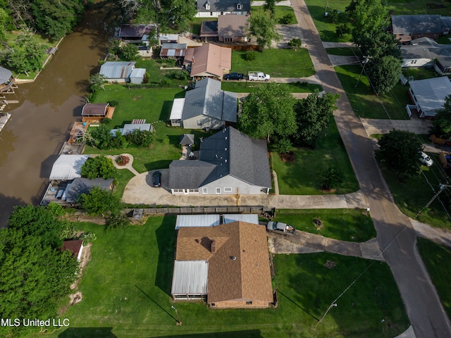 218 Harbor Ln, Brandon, MS 39047 - aerial view of property and surrounding area with nearby suburban area and a nearby body of water