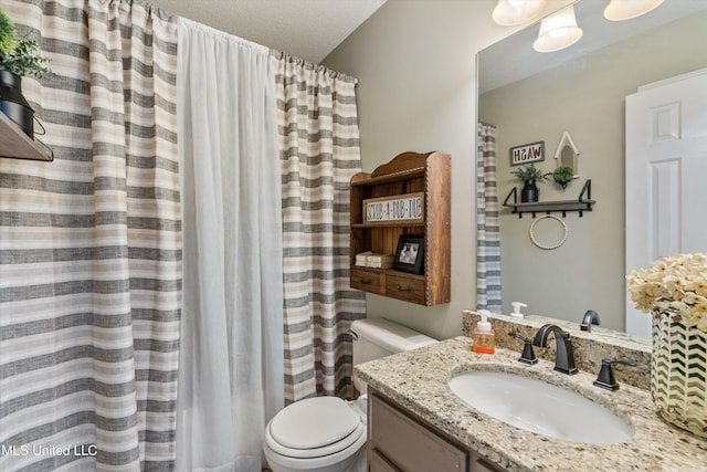 9948 Victor Dr, Olive Branch, MS 38654 - full bath featuring toilet, vanity, and a shower with curtain