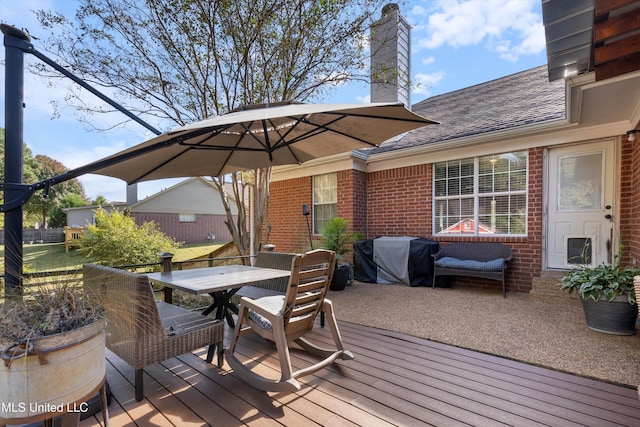 9948 Victor Dr, Olive Branch, MS 38654 - deck with outdoor dining area and grilling area