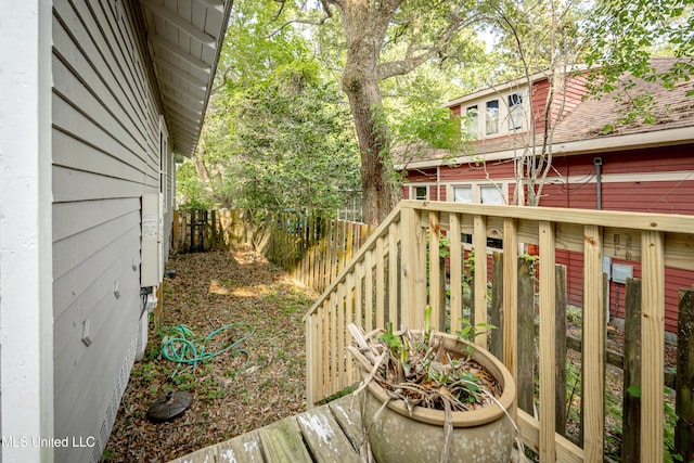 319 Washington Ave, Ocean Springs, MS 39564 - view of wooden deck