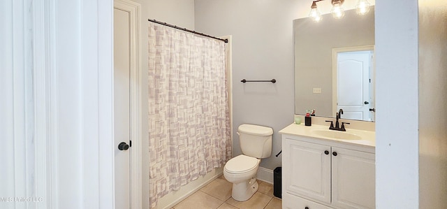 682 Hilo Way, Diamondhead, MS 39525 - bathroom featuring tile patterned floors, vanity, and curtained shower