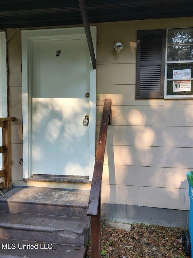 view of property entrance