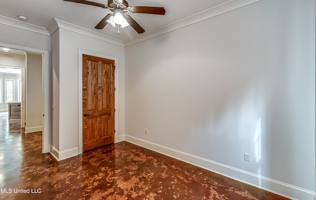 unfurnished bedroom with ceiling fan and crown molding