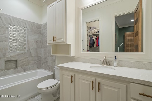 133 Saddlebrook Cv, Madison, MS 39110 - bathroom featuring a spacious closet, toilet, vanity, and bathtub / shower combination