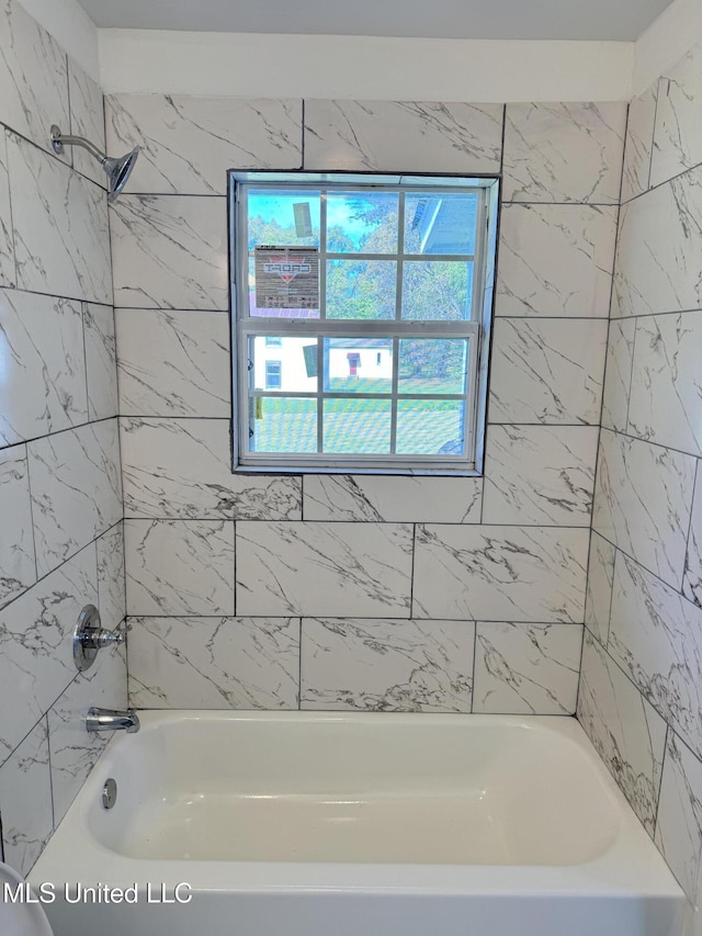 100 Warren St, Como, MS 38619 - bathroom with  shower combination