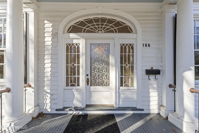 view of entrance to property