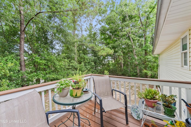 6658 Ahekolo Cir, Diamondhead, MS 39525 - view of deck
