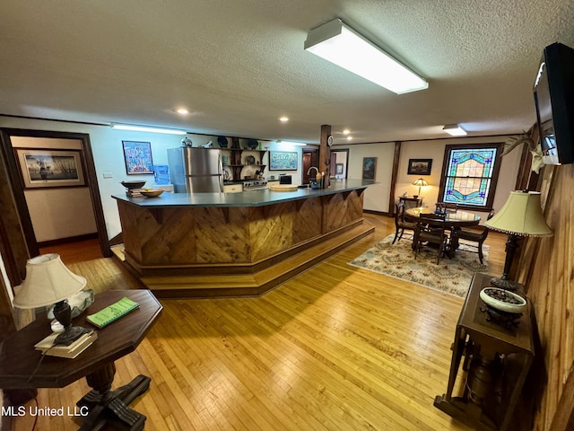 14 Fava St, Alligator, MS 38720 - reception area with a textured ceiling and a sink