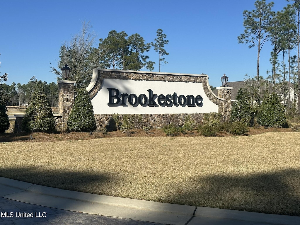 11039 Grace Dr, Gulfport, MS 39503