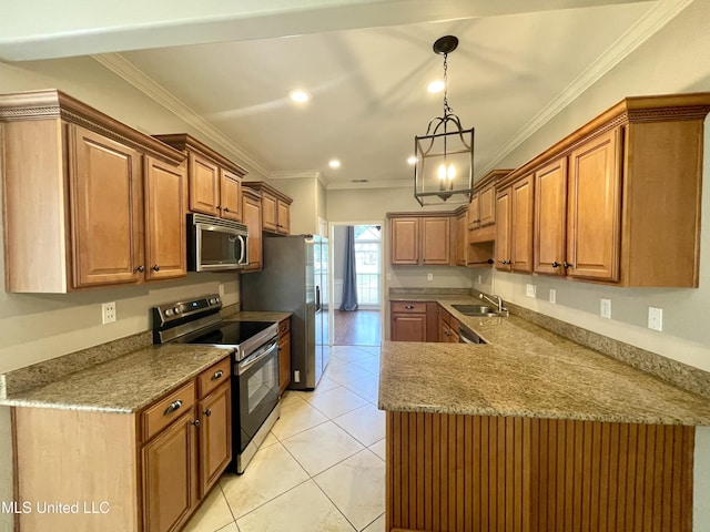 7309 Gerralyn Cv, Olive Branch, MS 38654 - kitchen featuring stainless steel appliances, brown cabinetry, a peninsula, recessed lighting, and light tile patterned floors