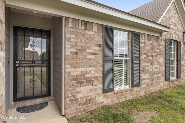 7306 George Ln, Horn Lake, MS 38637 - entrance to property featuring brick siding