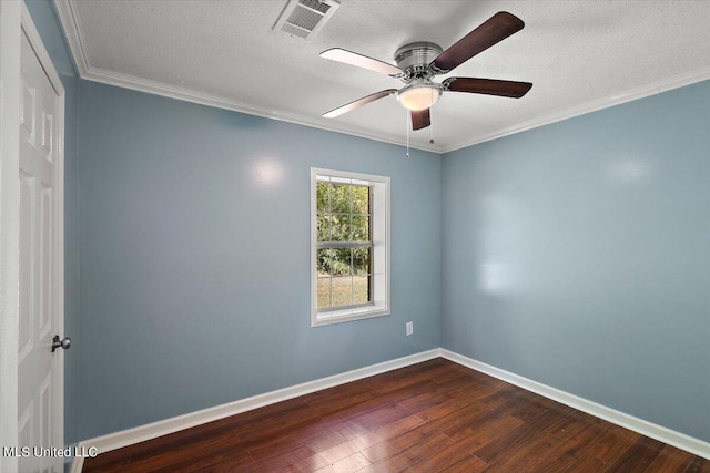 unfurnished room featuring ornamental molding, hardwood / wood-style flooring, a textured ceiling, and ceiling fan