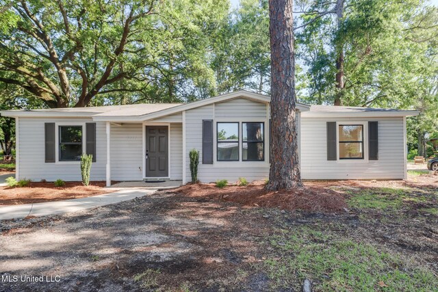 3217 Detroit Ave, Pascagoula, MS 39581 - view of ranch-style house