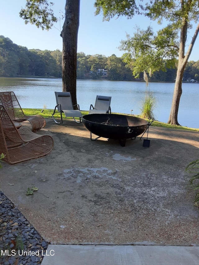 683B Cedar Hill Rd, Flora, MS 39071 - surrounding community with a water view