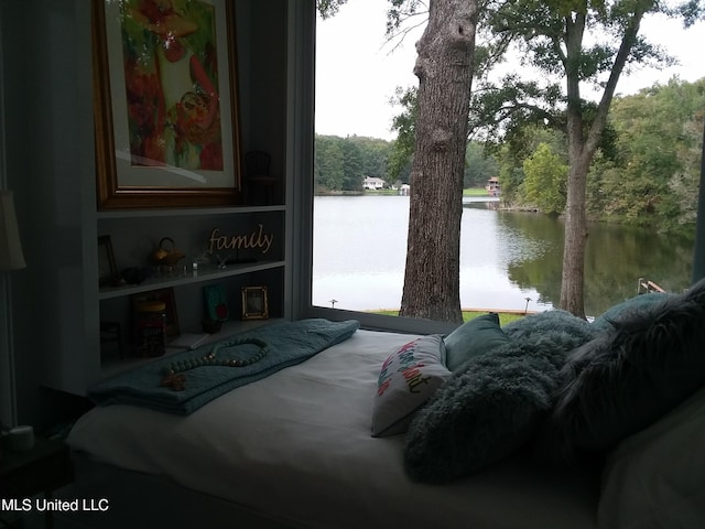 683B Cedar Hill Rd, Flora, MS 39071 - bedroom with a water view