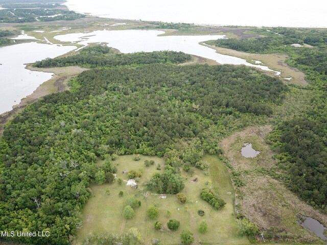 5532 Lakeshore Rd, Bay Saint Louis, MS 39520