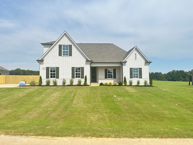 view of front of house with a front yard