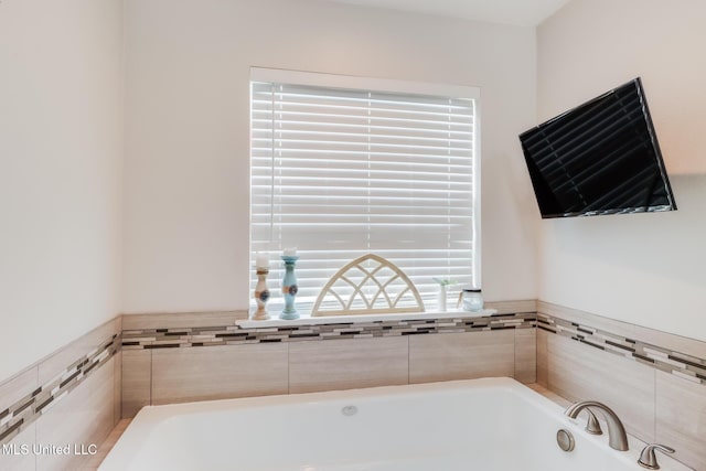 5421 Espy Ave, Long Beach, MS 39560 - full bath with a garden tub