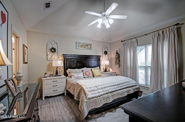 512 Sweetwater, Brandon, MS 39047 - bedroom with visible vents, wood finished floors, a ceiling fan, and lofted ceiling