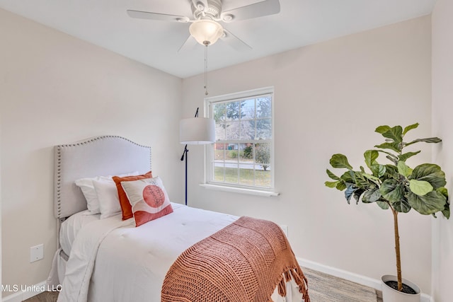 bedroom featuring ceiling fan