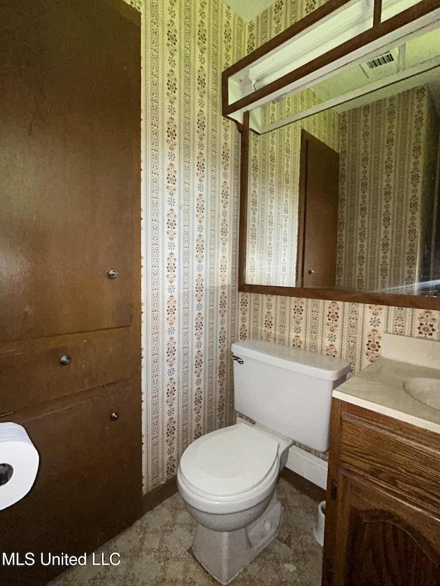 236 E Moon St, Ridgeland, MS 39157 - half bath with vanity and wallpapered walls