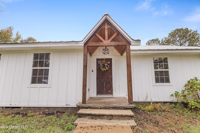 view of doorway to property