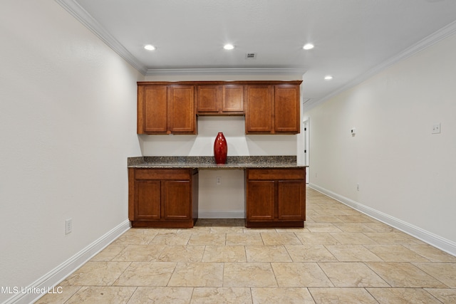 kitchen with ornamental molding