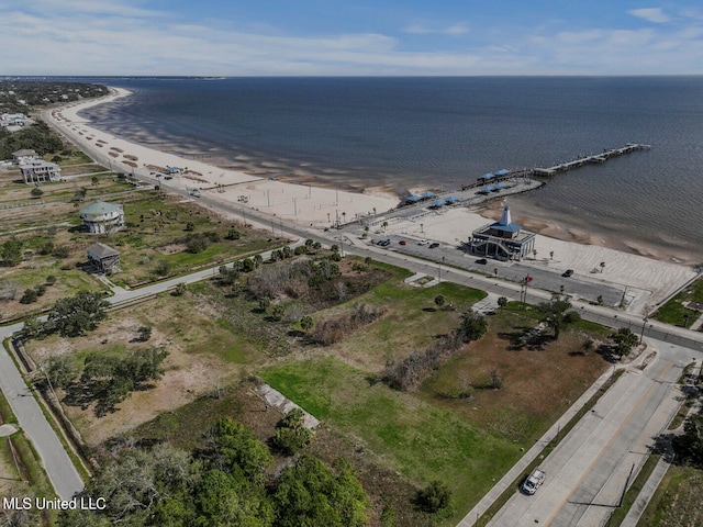 Listing photo 3 for 117 N Beach Blvd, Waveland MS 39576