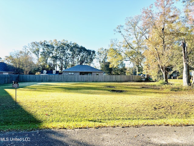 Listing photo 2 for 00 Maria St, Poplarville MS 39470