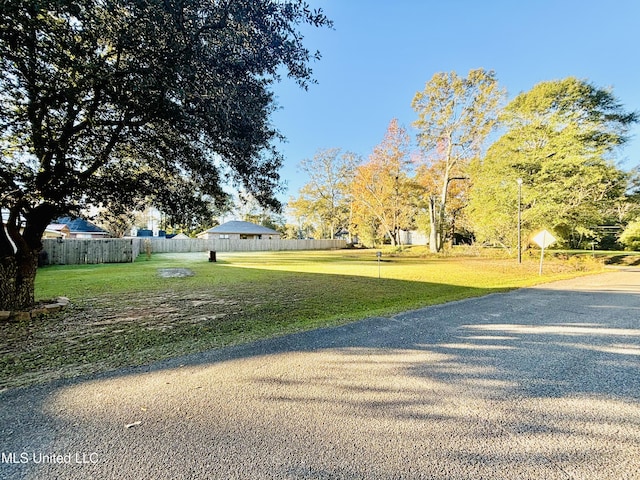 Listing photo 3 for 00 Maria St, Poplarville MS 39470