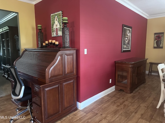 8101 Pecan Ridge Dr, Moss Point, MS 39562 - bar with ornamental molding and light wood-style flooring