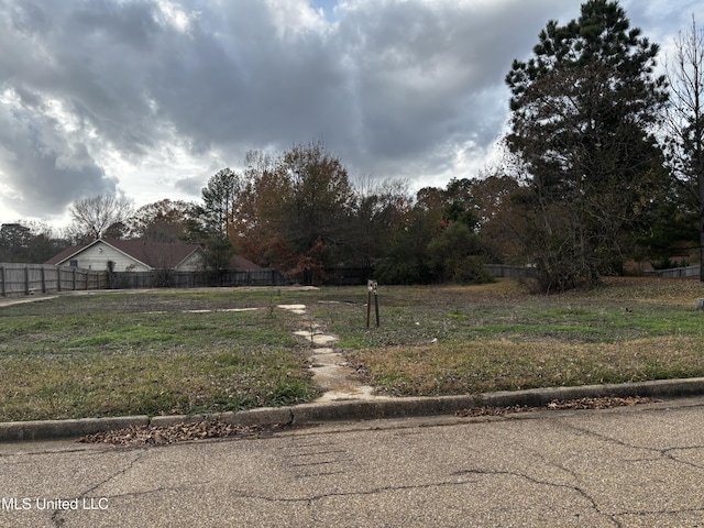 Listing photo 2 for 0 Heatherlynn Cir, Clinton MS 39056