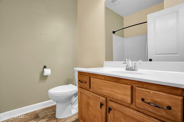 4813 Rosepetal Cv, Southaven, MS 38672 - bathroom with visible vents, vanity, a shower, toilet, and baseboards