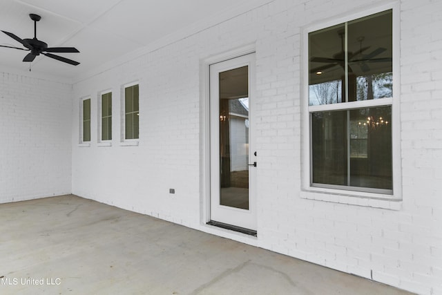 view of patio with ceiling fan