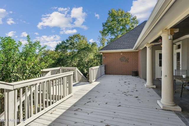 1400 Magnolia Bluff Dr, Gautier, MS 39553 - view of wooden terrace