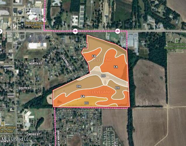 Eastover Dr, Cleveland, MS 38732