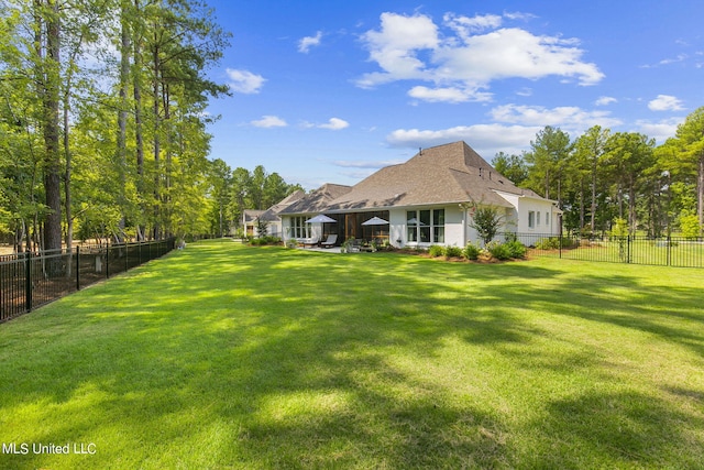 view of yard with a patio