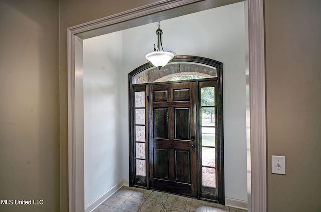 127 Rockbridge Cir, Clinton, MS 39056 - tiled foyer entrance with baseboards