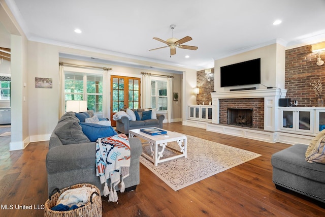 1075 S Laughter Rd, Hernando, MS 38632 - living room featuring crown molding, ceiling fan, plenty of natural light, baseboards, and recessed lighting