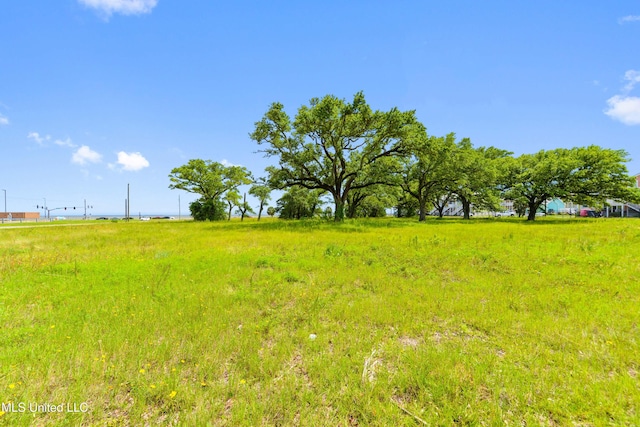 1525 E Beach Blvd, Pass Christian, MS 39571